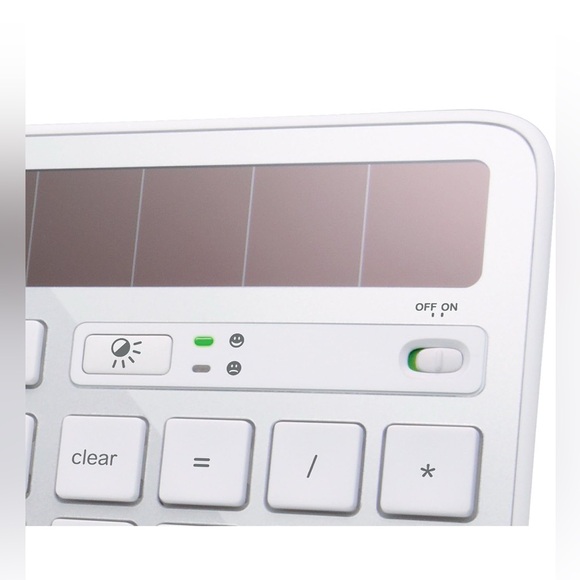 **NIB - Logitech Wireless Solar Keyboard For Mac
K750 -2.4 GHz Silver •Unused! - Picture 5 of 12